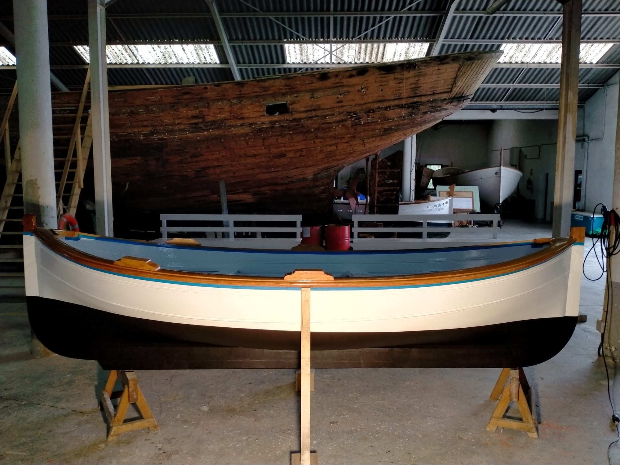 La nueva embarcación construida por los “mestres d’aixa” busca nombre
