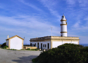 actualidad náutica, noticias náuticas, faro, cap salines, autoridad portuaria, baleares, APB, IMEDEA