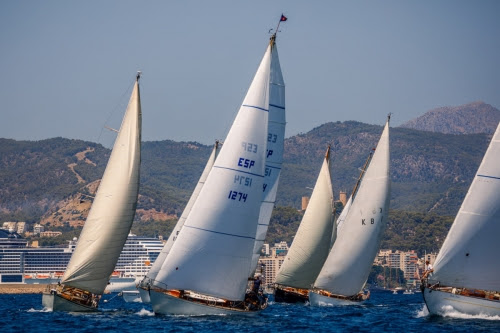 actualidad náutica, noticias náuticas, illes balears classics, vela, regata, baleares, embarcaciones