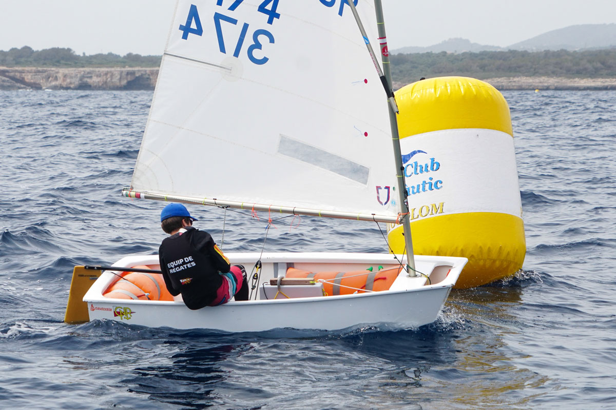 actualidad náutica, noticias náuticas, trofeo inturotel, optimist, vela, regata, regatistas, real cl