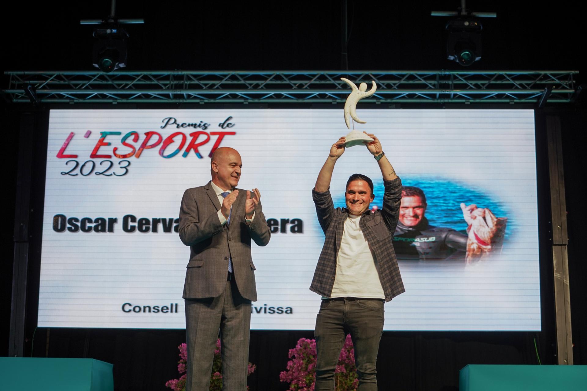 El subcampeón del mundo de pesca submarina, Óscar Cervantes, mejor deportista del 2022 en Ibiza 