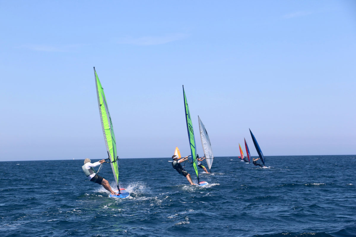 Las tablas inundarán las aguas pitiusas y pollensinas este fin de semana