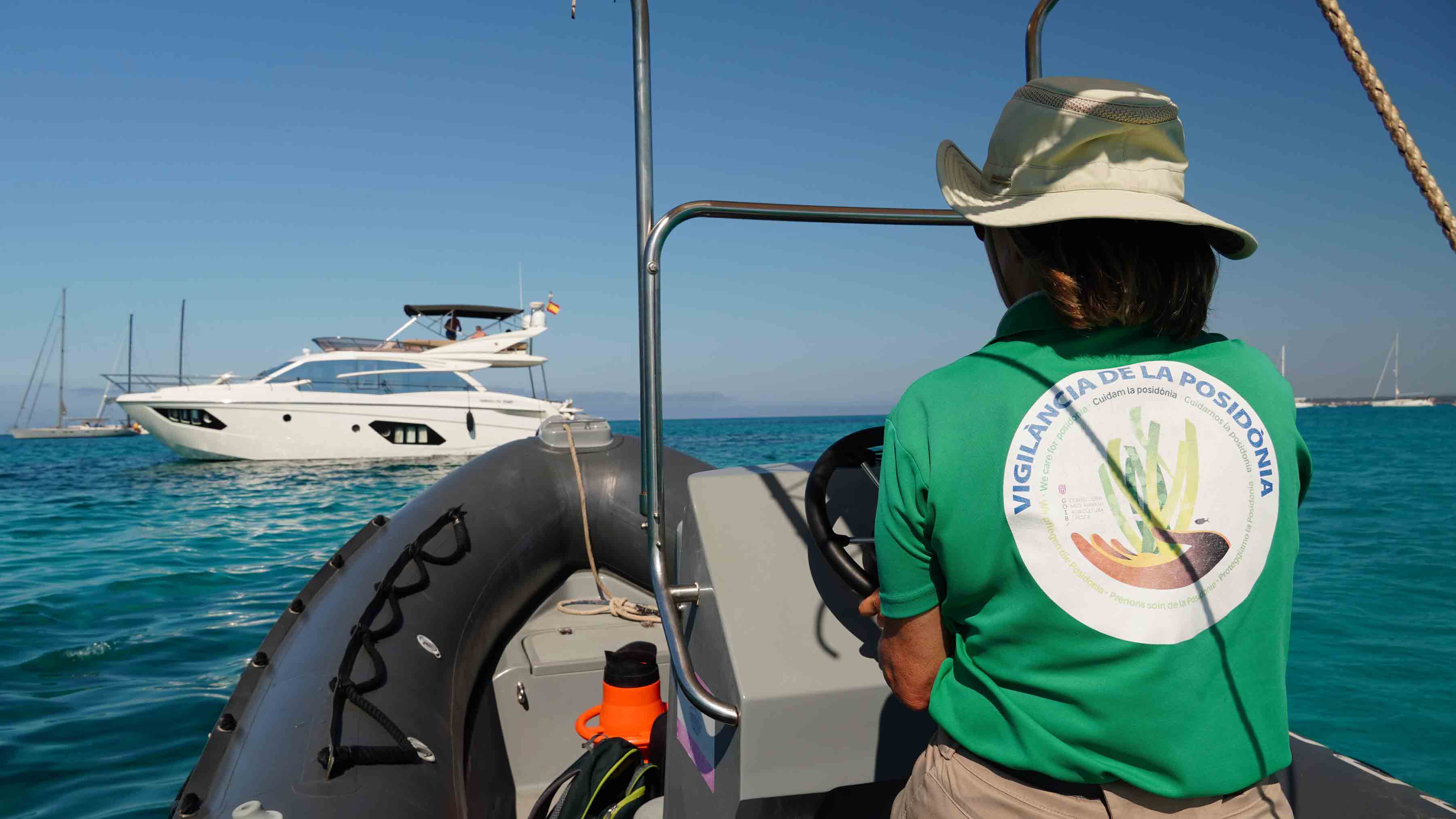 Comienza la campaña de vigilancia de fondeos sobre posidonia