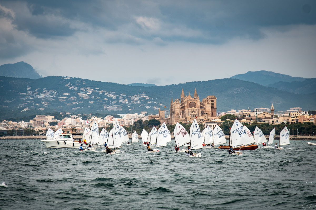 actualidad náutica, noticias náuticas,  nautimeda, pasión por el mar, trofeo mama optimis, optimis, 