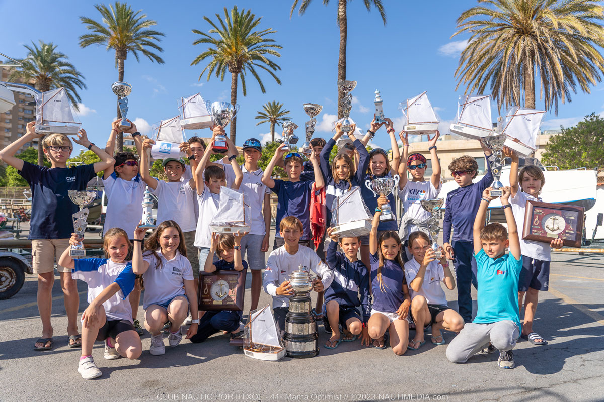 Una dura meteo corona a los regatistas del  44 Trofeo Mama Optimist S.M. La Reina