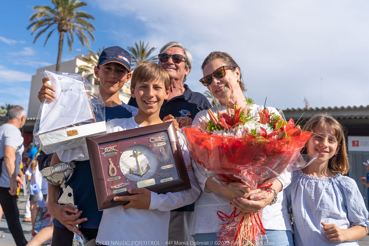 Una dura meteo corona a los regatistas del  44 Trofeo Mama Optimist S.M. La Reina