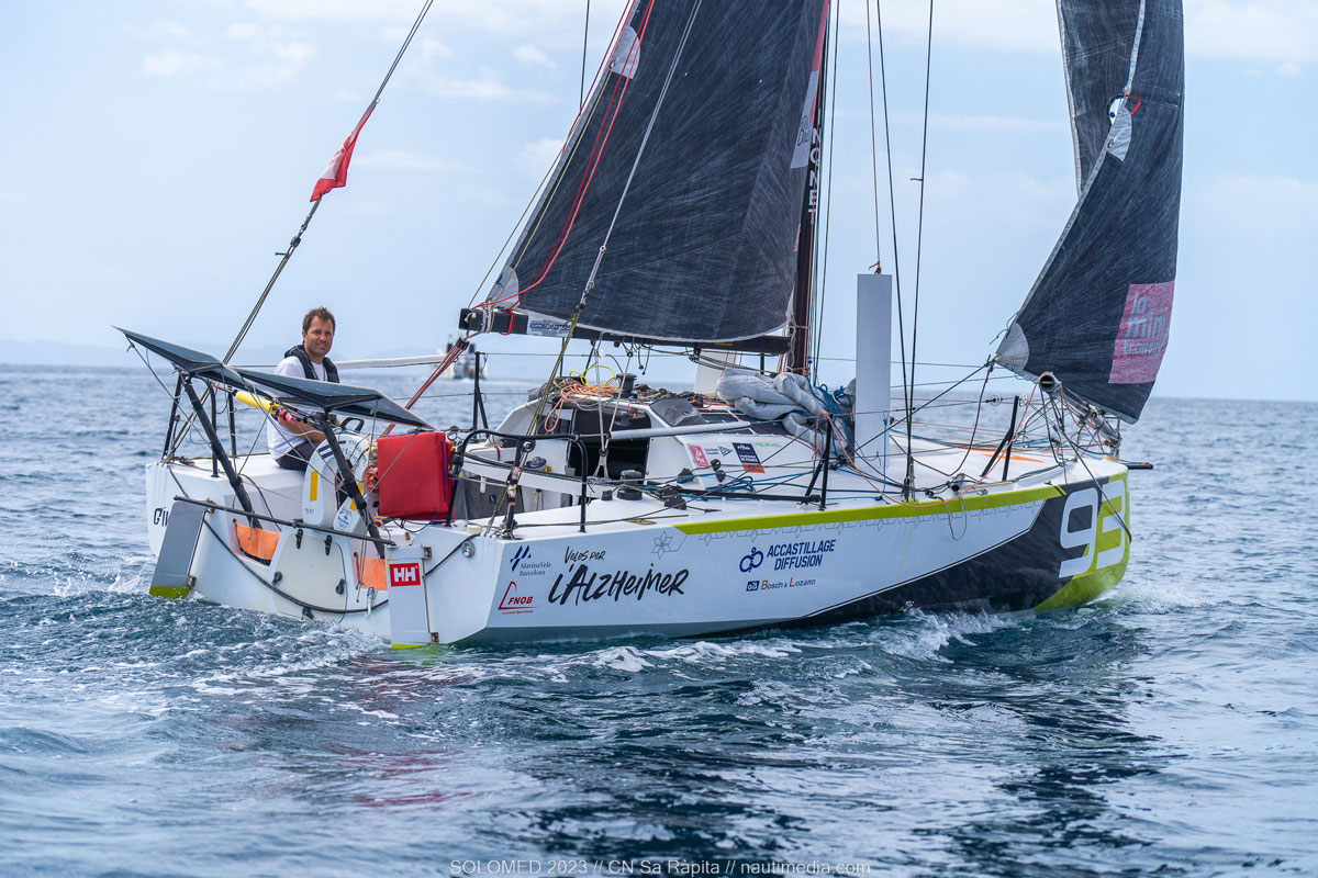 El regatista menorquín Felip Moll completa la Regata Mini Fastnet “más larga de la historia”