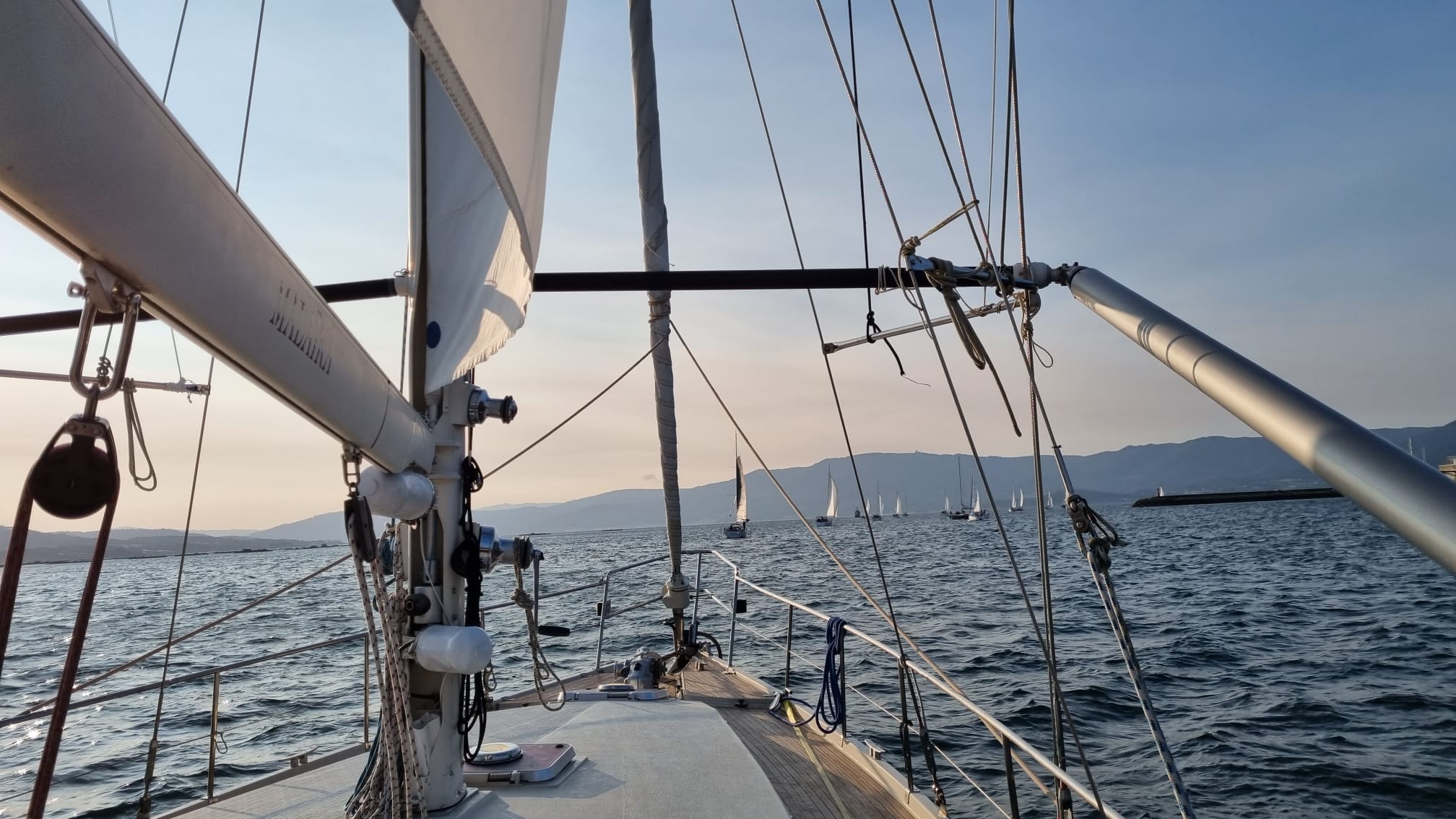 Los peregrinos por mar finalizan la travesía de El Camino a vela