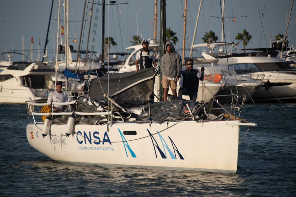 Las embarcaciones baleares llegan a Valencia para conquistar el XXIV Trofeo S.M. La Reina