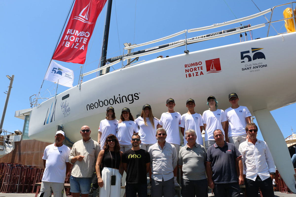 El ‘Nàutic Café del Mar’ continúa con su puesta a punto en Denia en la regata Diana de Oro