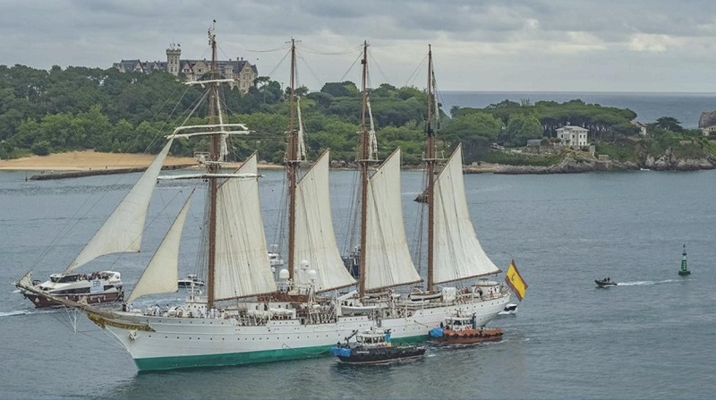 actualidad náutica, noticias náuticas, armada, buque, juan sebastián de elcano, cadiz, cabo de horno