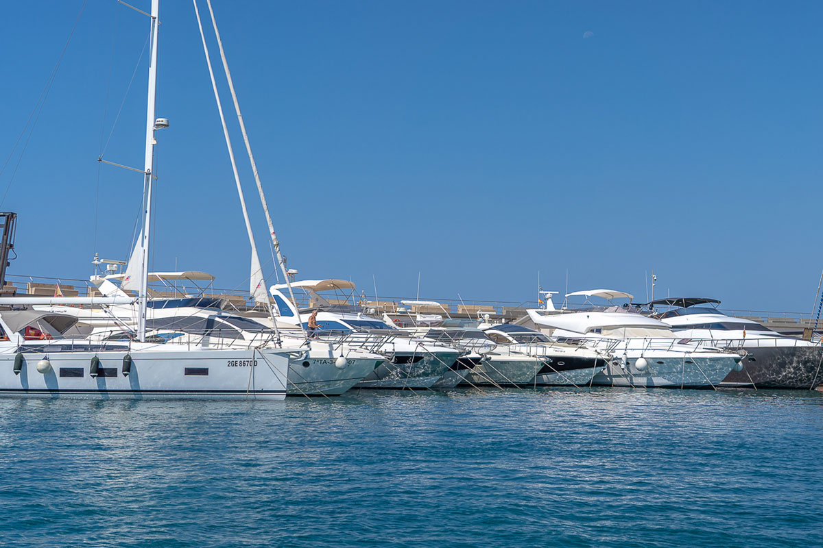 Slight decline in registrations in the Balearic boat market this year