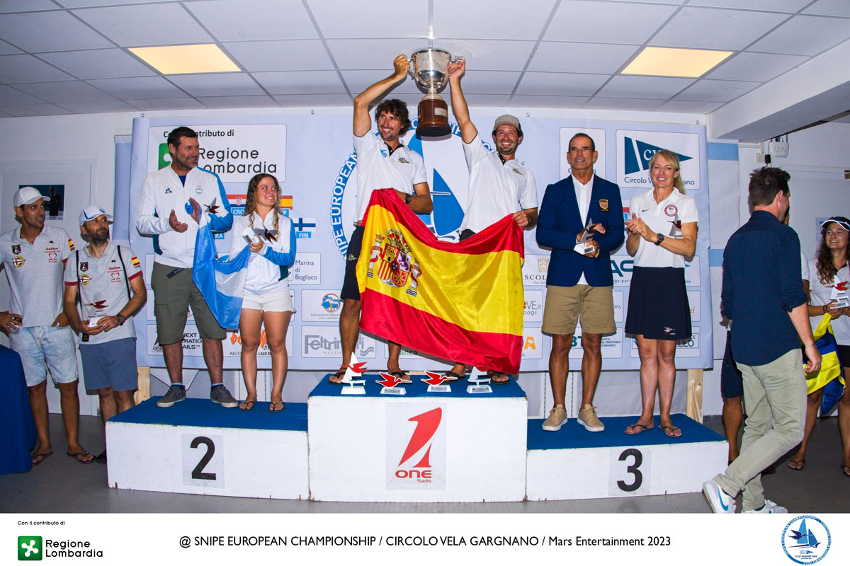 Jordi Triay and Enric Noguera are crowned champions of Europe in the category Snipe