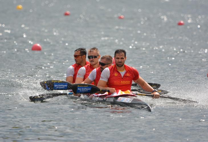 Marcus Cooper se cuelga la plata en K4 500 en la Copa del Mundo de París