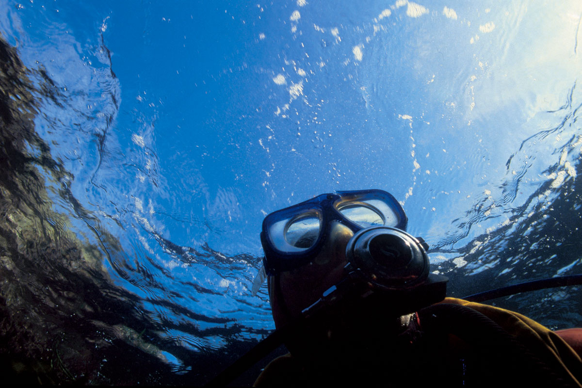 Forbidden the access the sunken ship in Pollença, penalized with fines up to 120.000€