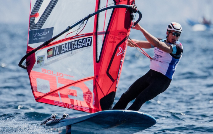 Nacho Baltasar se alza con la Copa de España de IQFoil