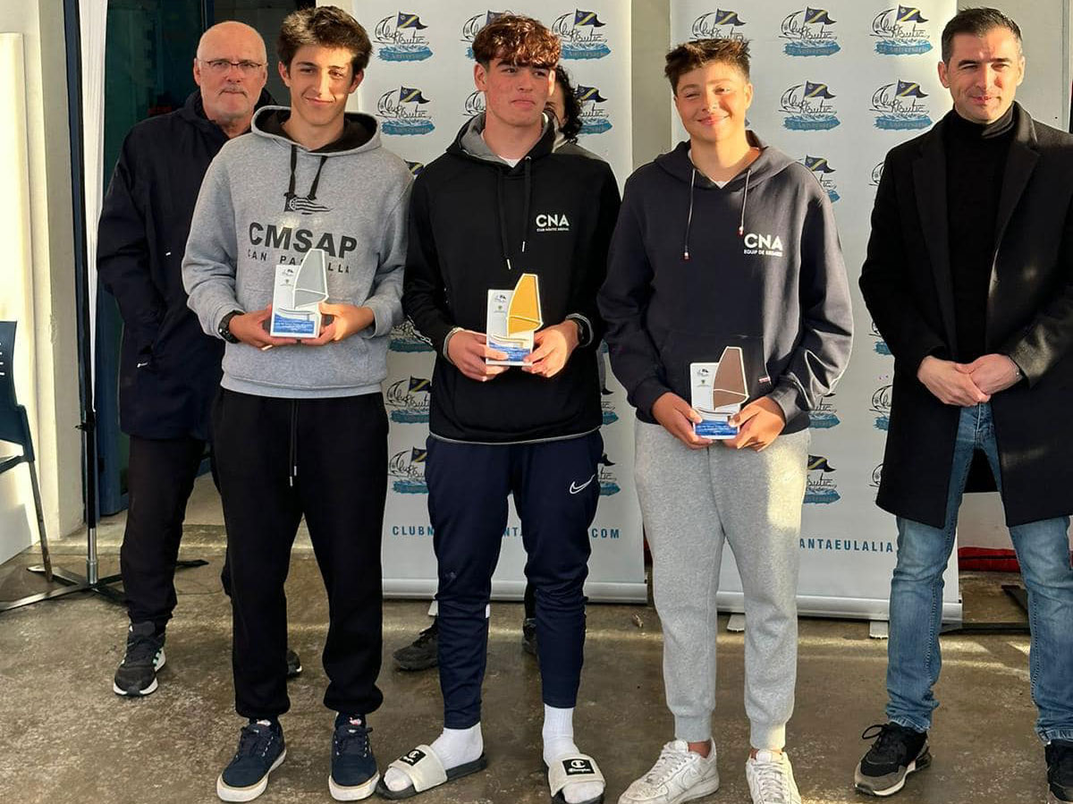 actualidad náutica, noticias náuticas, campeonato baleares, iqfoil, techno, vela, regata, club náuti