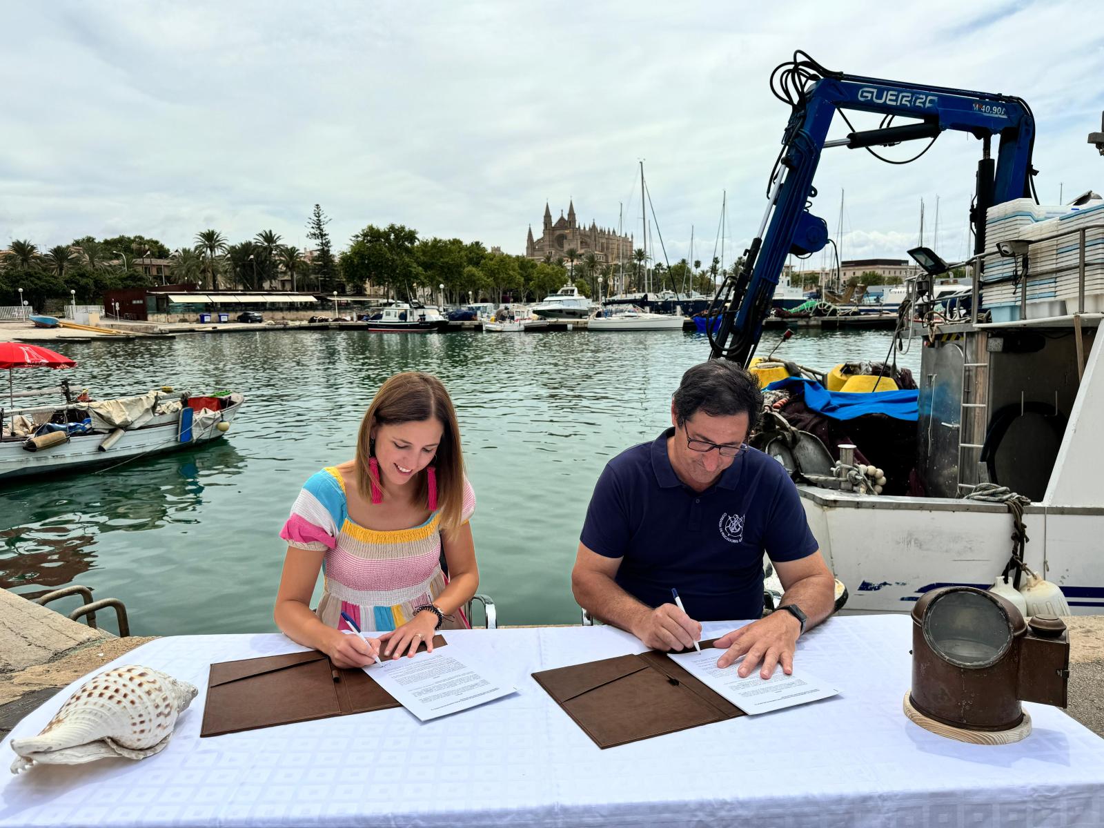 The Consell of Mallorca and the fishermen's guild bring maritime heritage closer to young people