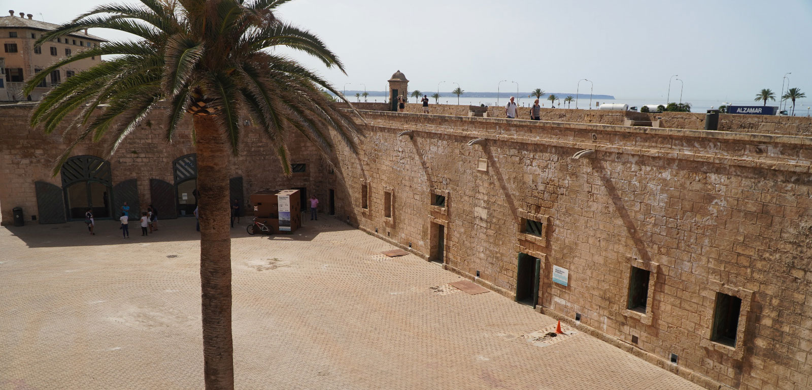 The Consell de Mallorca orders the temporary closure of the Maritime Museum of Mallorca