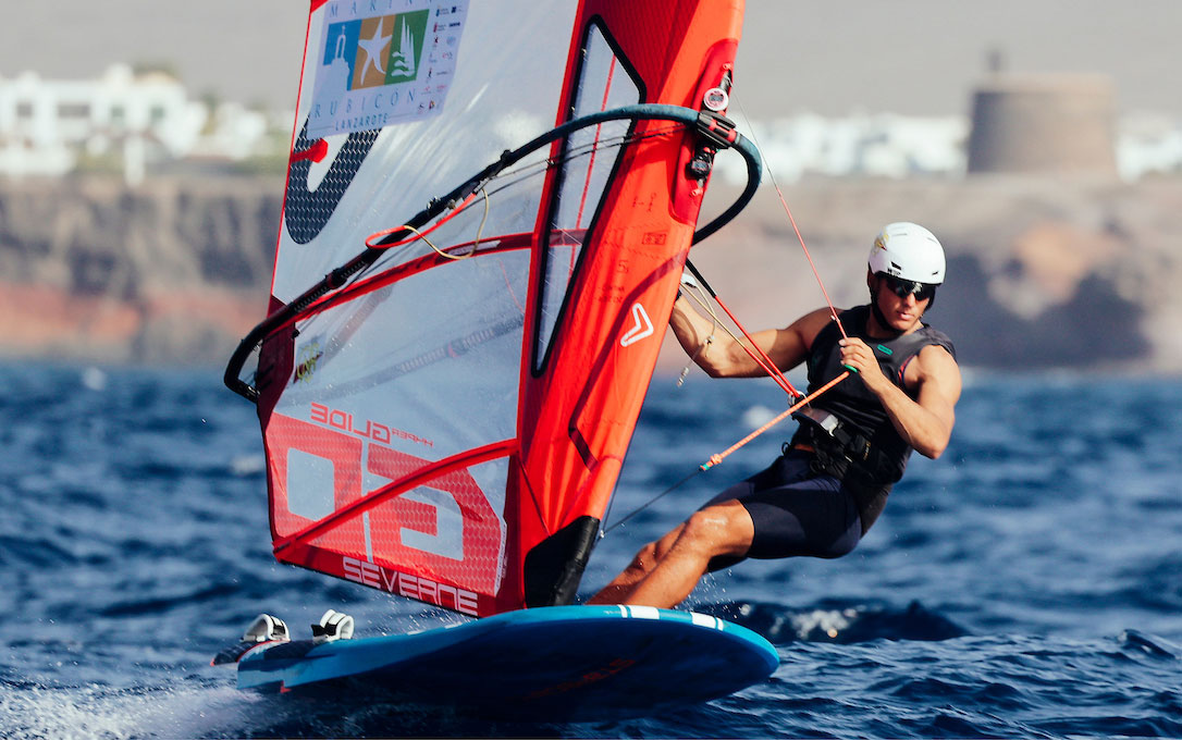 The first challenge of the season of the balearic team: the IQFoil  World Championship 