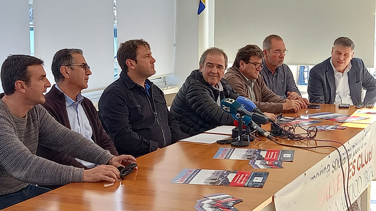 The Club Nautico de Ibiza asks the APB the solution of the tender for its facilities