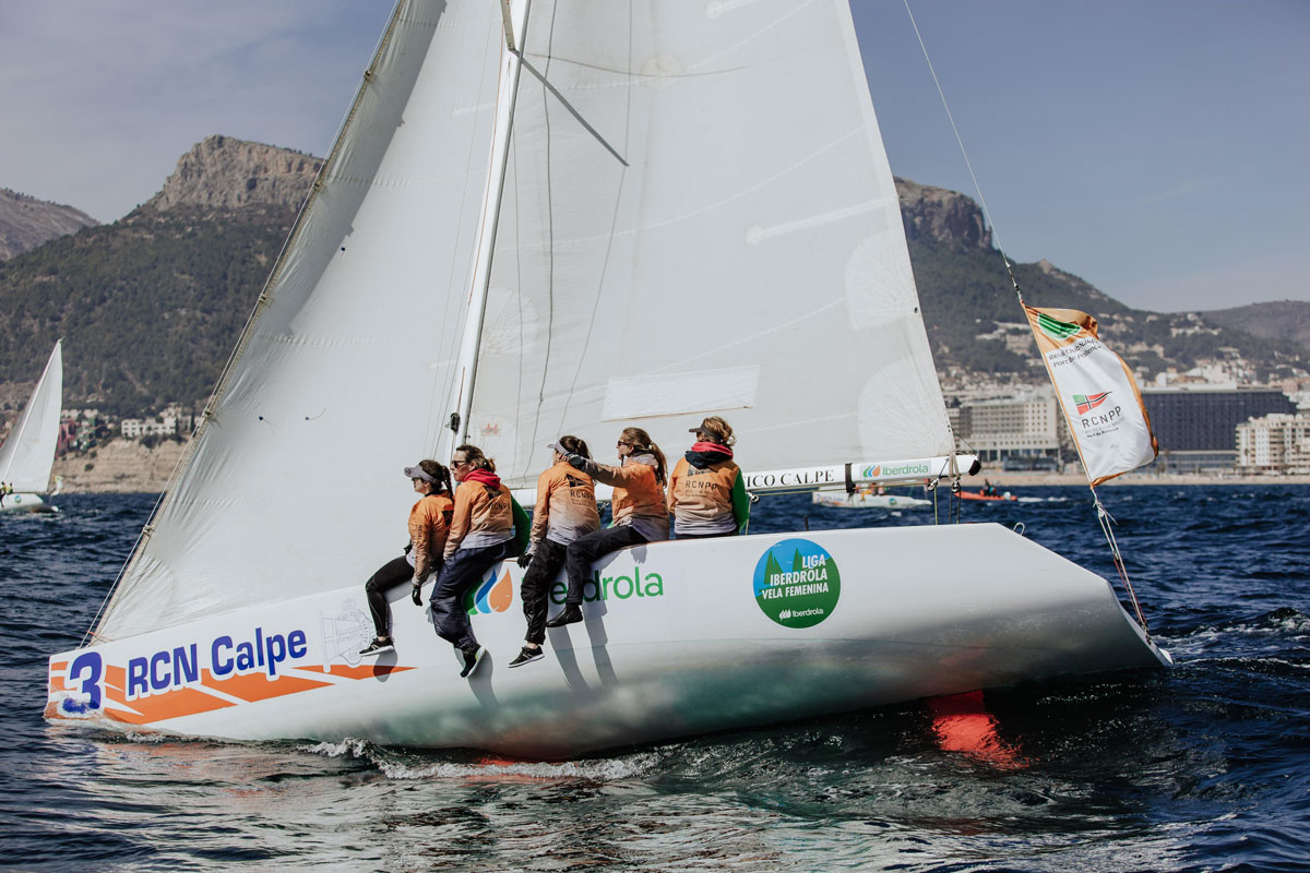 Las tripulaciones baleares arrasan en la segunda prueba de la Liga Iberdrola de Vela Femenina