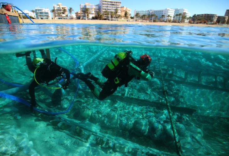 The extraction of the Ses Fontanelles wreck gets closer and closer