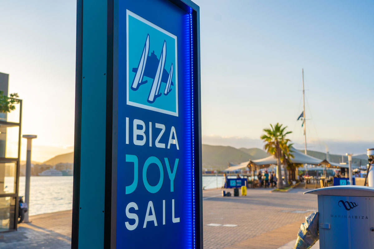 El nuevo concepto Café Racer se incorpora a la Ibiza JoySail