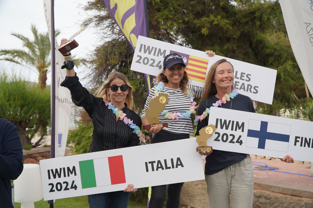 Es Nàutic's windsurfer, Oren del Álamo, doubles at the IWIM 2024