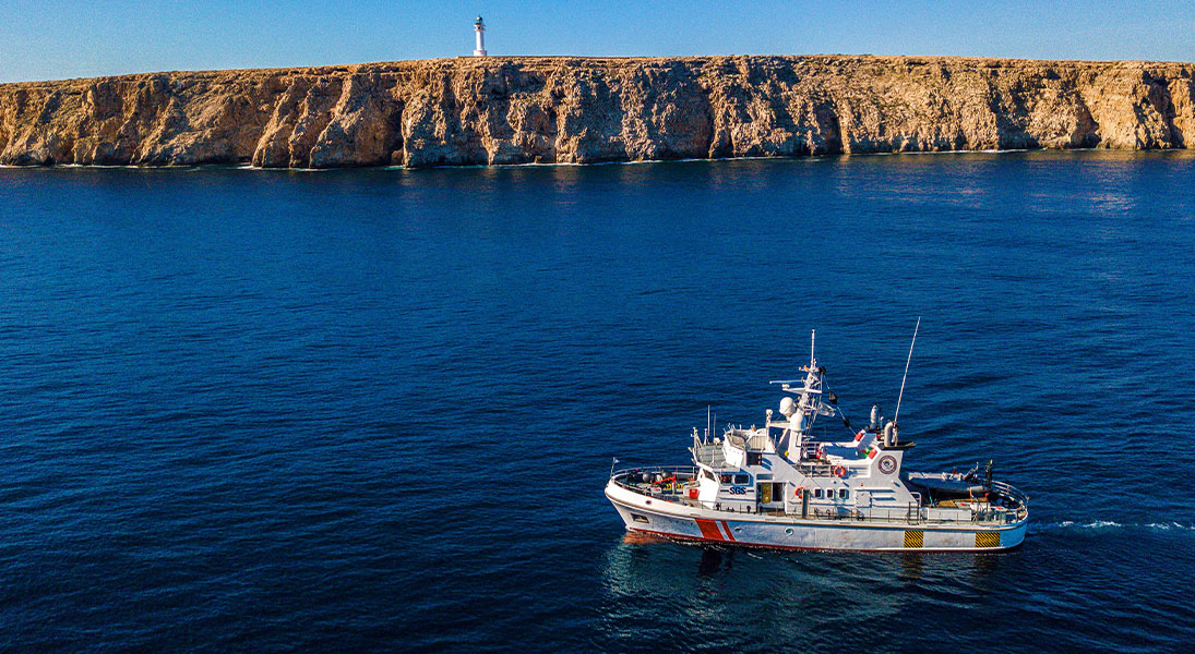 El primer Centro de Arqueología Subacuática de Baleares llega al puerto de La Savina