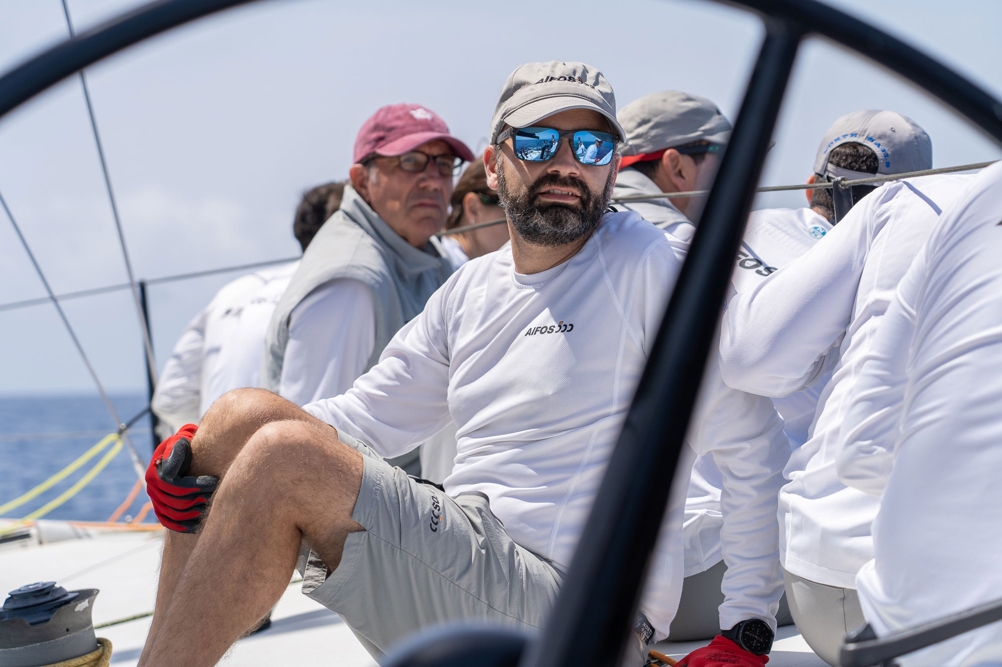 ACTUALIDAD náutica, noticias náuticas, regata fuerzas armadas, armada, aifos, tripulación, regata, v