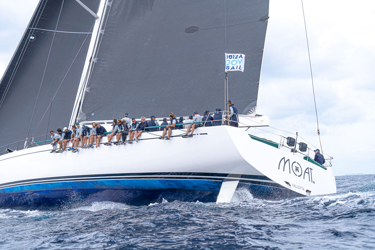 La Ibiza JoySail pone en juego el récord entre Mallorca e Ibiza