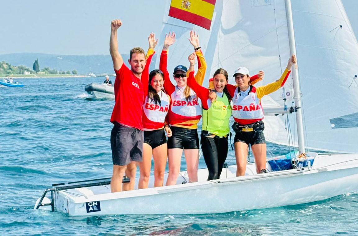 Neus Fernández y Martina Gomila se coronan en el europeo de 420