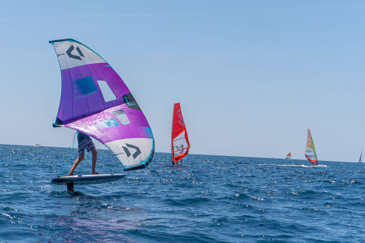 AGENDA: Las trobades de windfoil se popularizan en los clubs náuticos