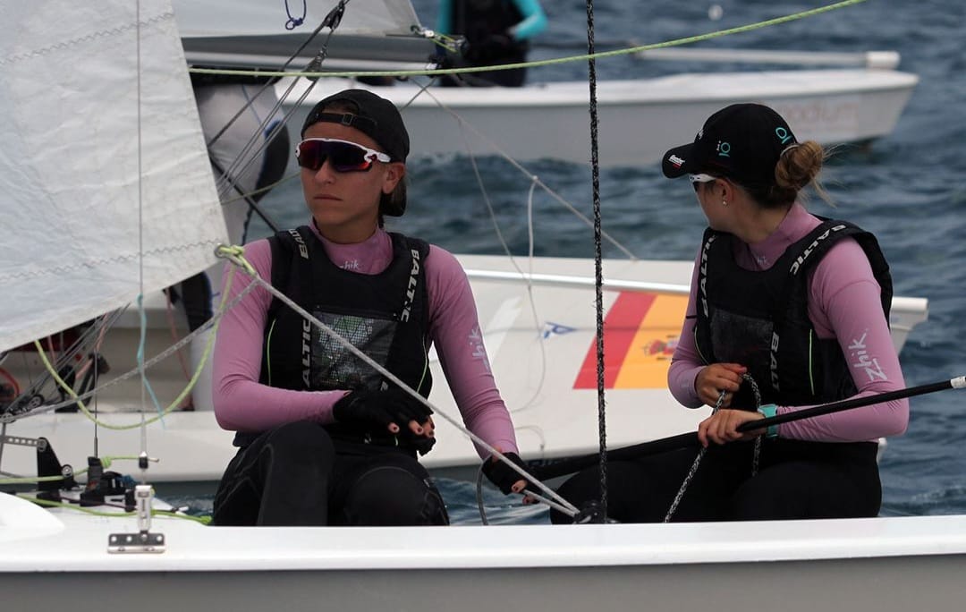 Las regatistas del CM Mahón, Sara Franceschi y Laia García, campeonas de España y de Europa en Snipe