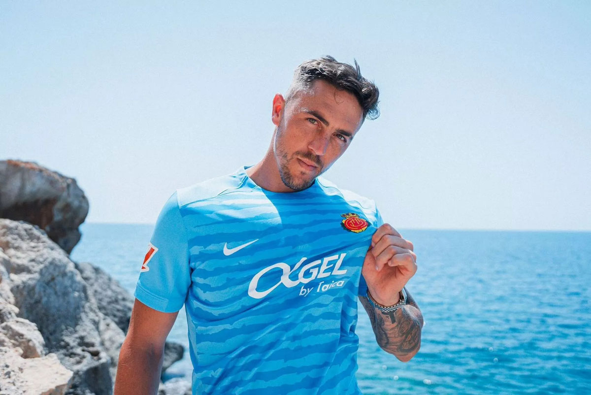 The Mediterranean Sea Adorns the Third Kit of RCD Mallorca for the 2024-25 Season