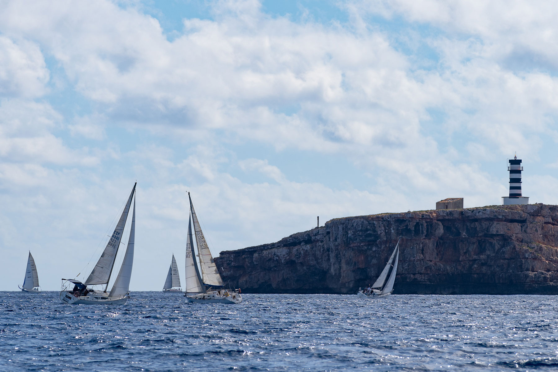 El Trofeo Bodegas J.L. Ferrer pone el broche a dos fines de semana de regatas de crucero