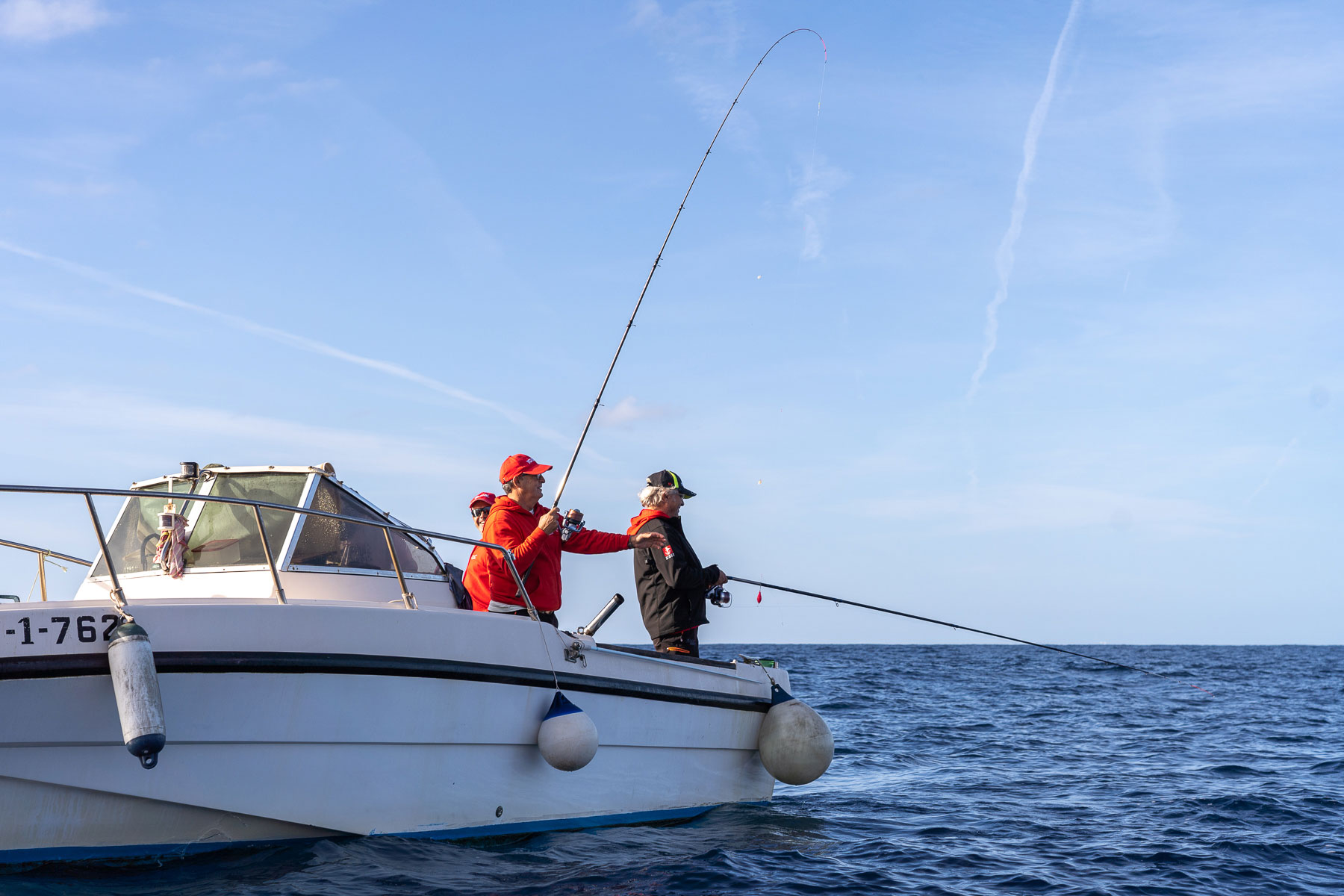 ACTUAlidad náutica, noticias náuticas, campeonato baleares, pesca, embarcación fondeada, club nàutic