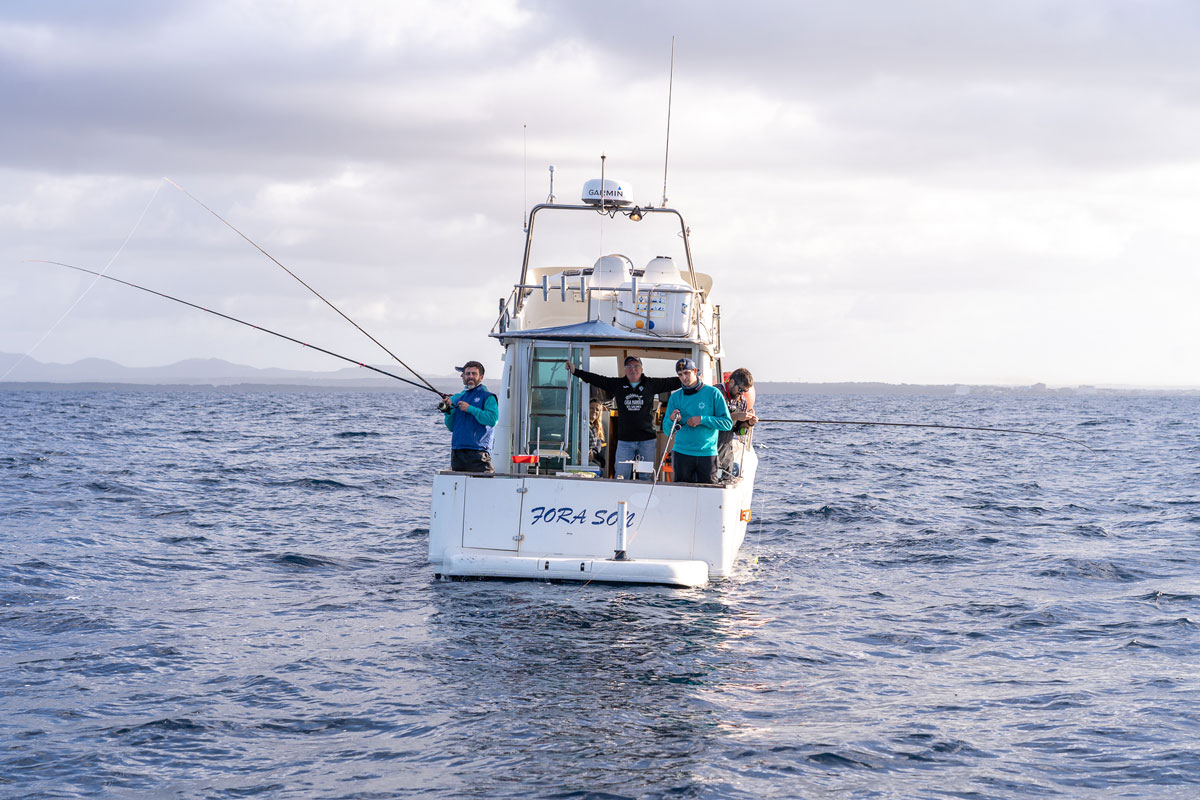 ACTUAlidad náutica, noticias náuticas, campeonato baleares, pesca, embarcación fondeada, club nàutic