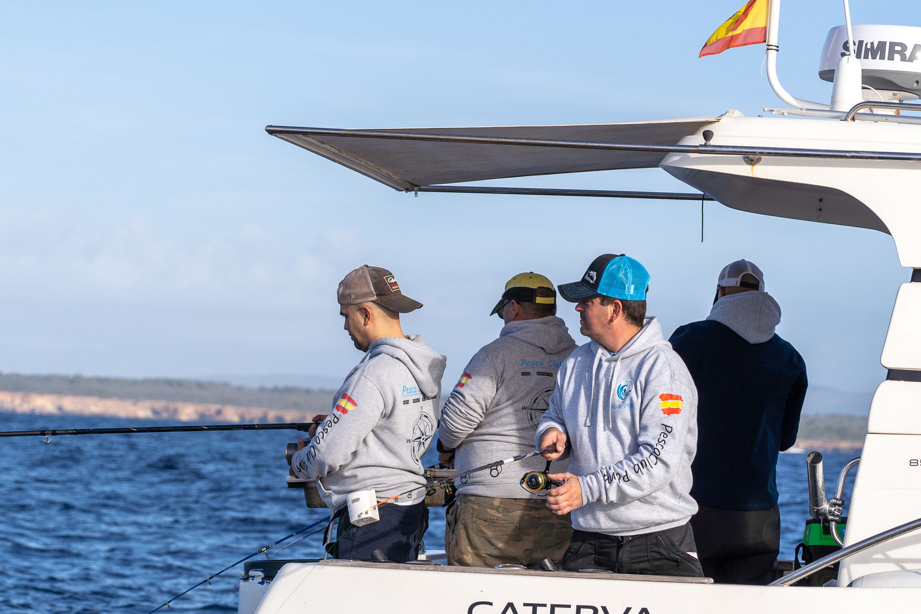 ACTUAlidad náutica, noticias náuticas, campeonato baleares, pesca, embarcación fondeada, club nàutic