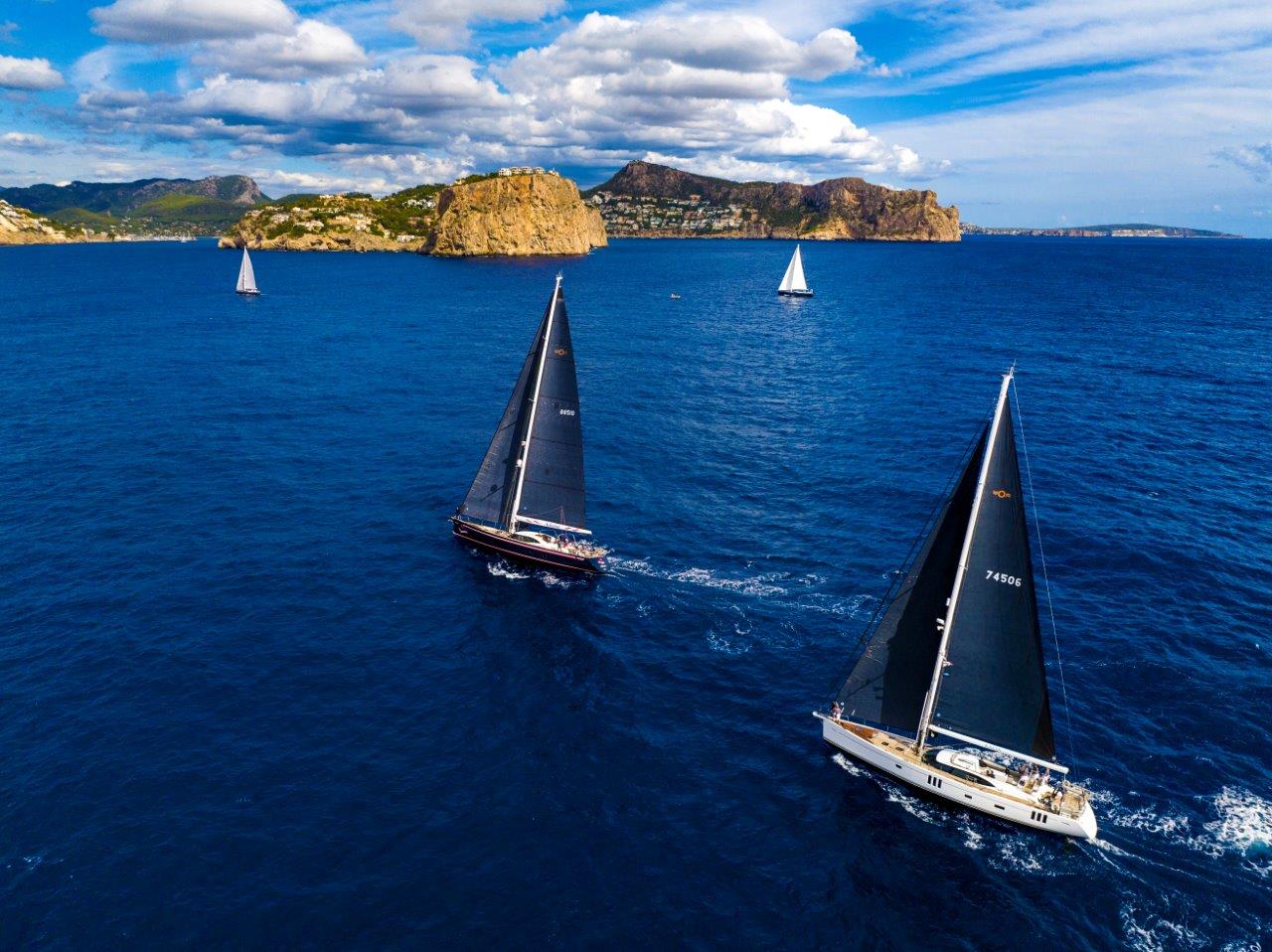 Oyster Yachts celebrará su 50 aniversario en Port Adriano con una edición especial de su regata