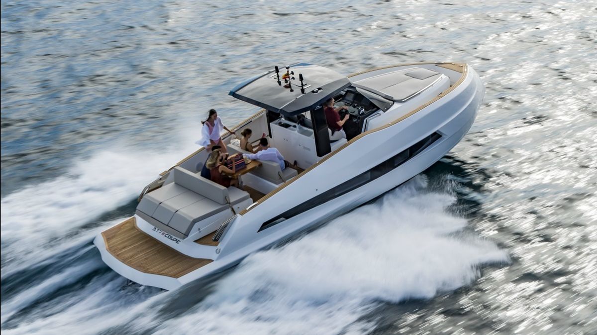 Astondoa expondrá por primera vez su modelo 377 Coupe en el Palma International Boat Show 