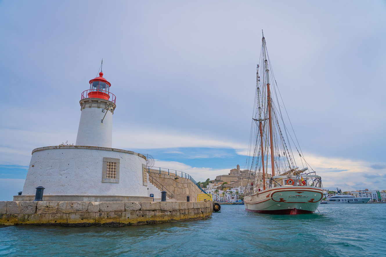 Sale a concurso la gestión de los amarres del Botafoc en el puerto de Eivissa