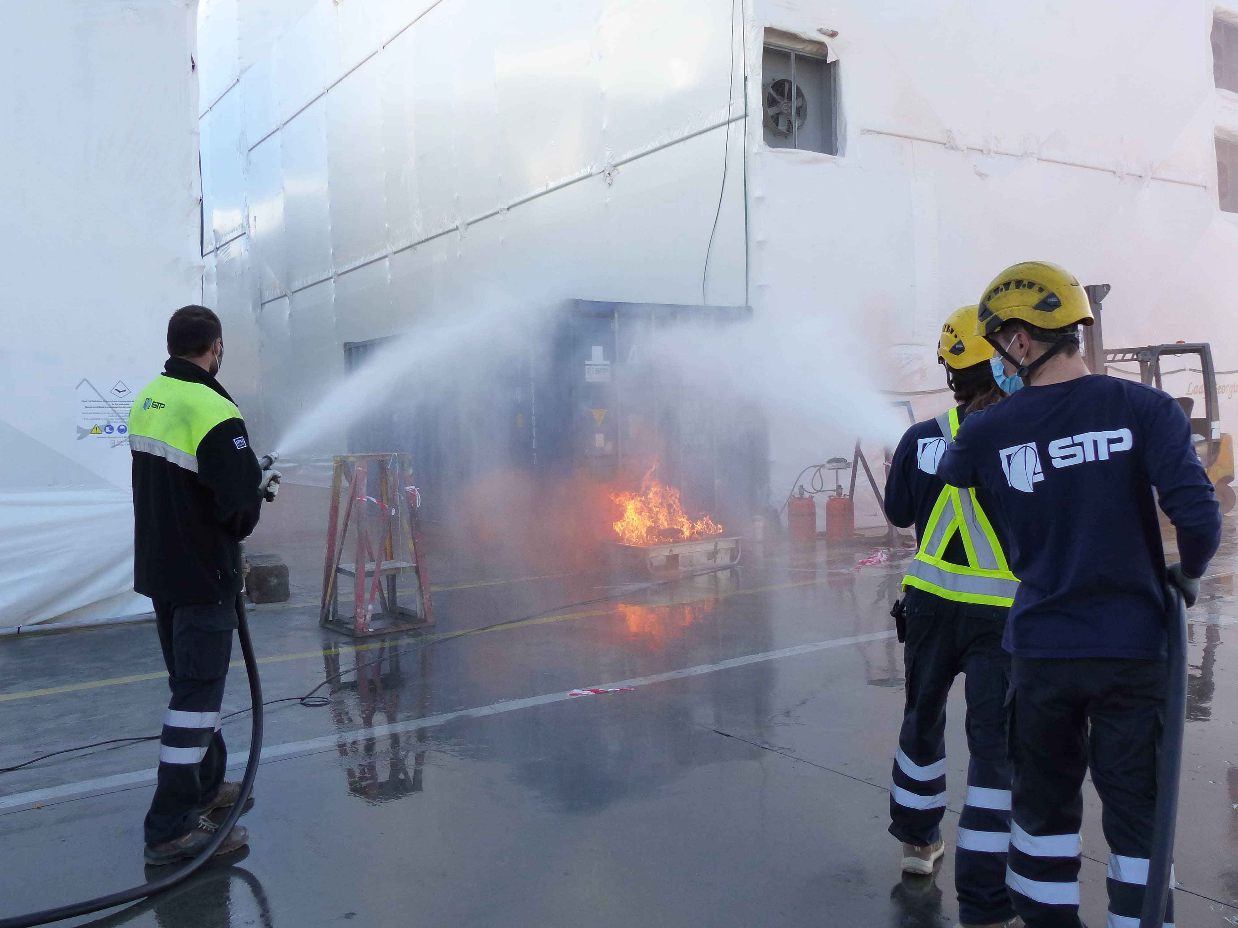  STP Shipyard Palma pone a prueba sus protocolos de seguridad con un simulacro de incendio