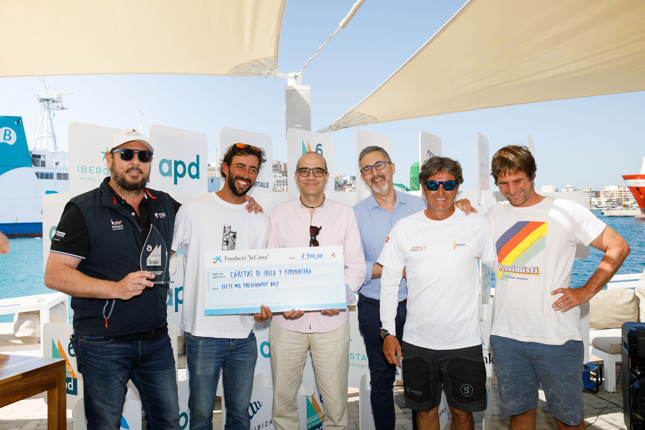 Varadero Valencia Aquarelle Sailing Team, vencedor de la VI Regata de travesía APD entre Mallorca e 
