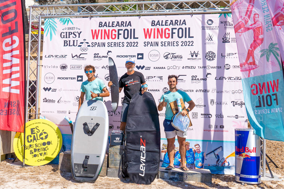 Los mallorquines conquistan la categoría WetSuitCare Advanced de la Baleària WFSS Mallorca